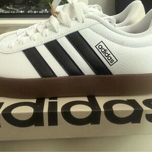adidas White Sneakers with Black Stripes and Brown Sole